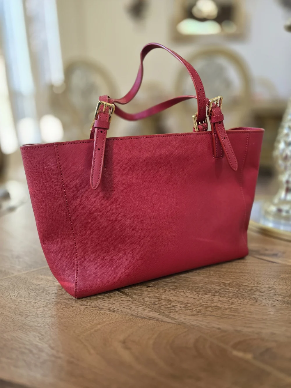 Tory Burch sleek tory